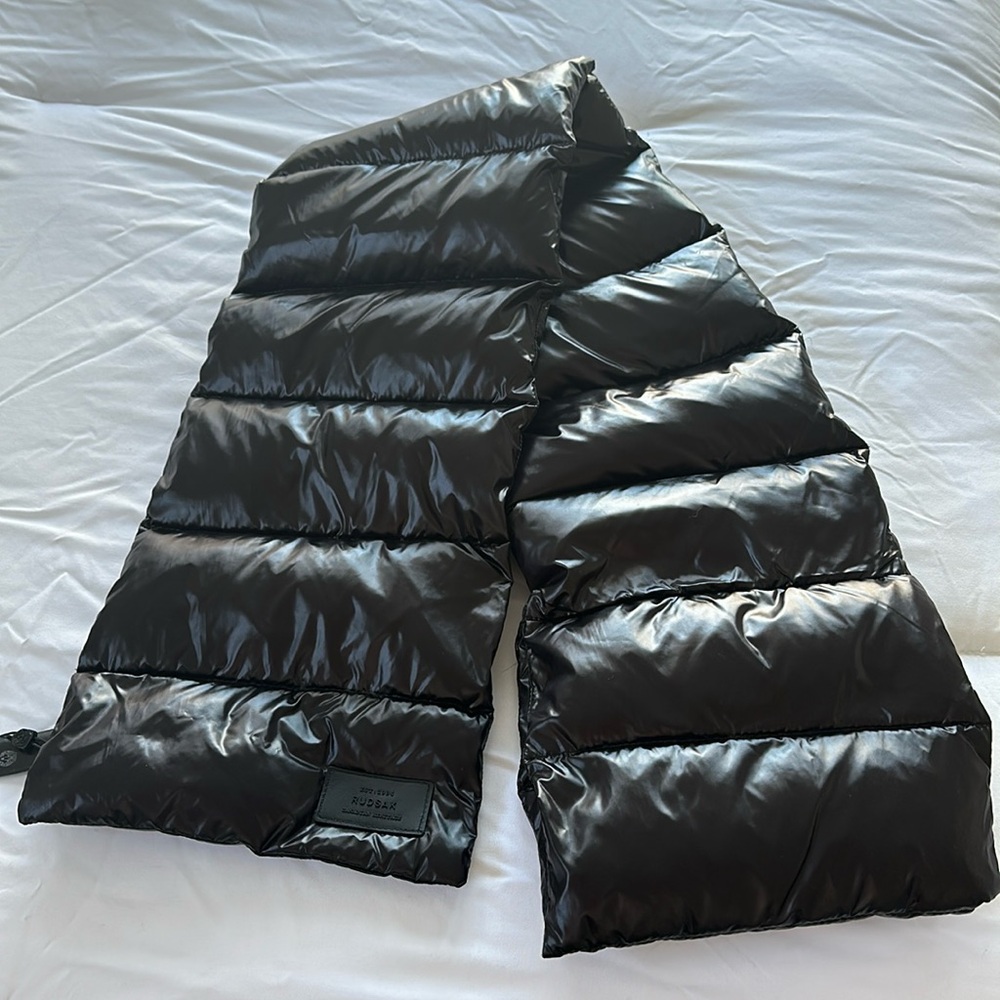 RUDSAK Puffer Scarf